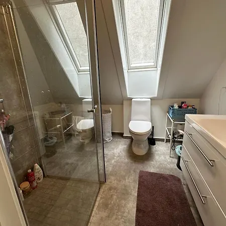 Sjarmerende Bolig Like Ved Togstasjonen Séjour chez l'habitant *